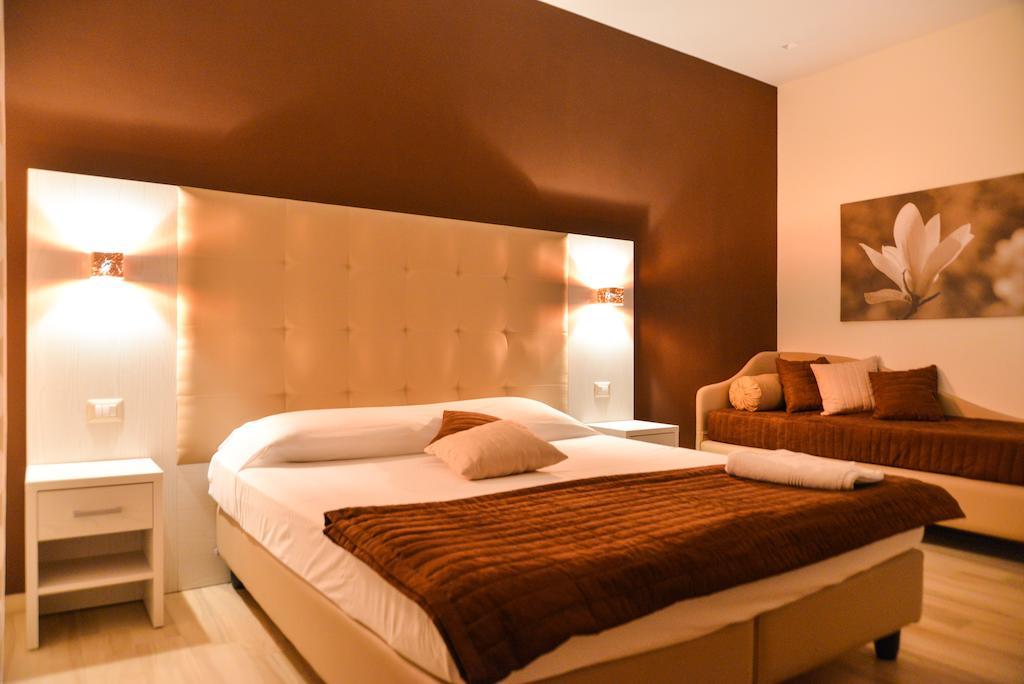 Your Rhome Rome Room photo